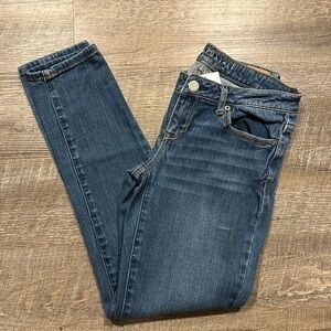 Aeropostale distressed, skinny blue jeans size 4 regular